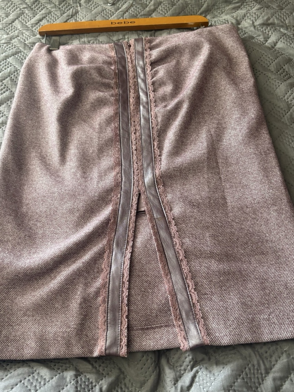 Y2K bebe Pink Skirt Suit Size 10 Like New - Picture 2 of 3